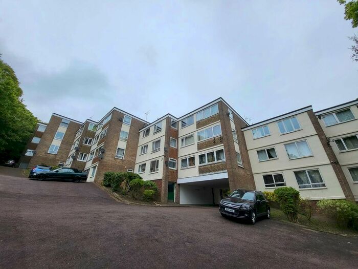 2 Bedroom Flat To Rent In Richmond Court, Luton, LU2