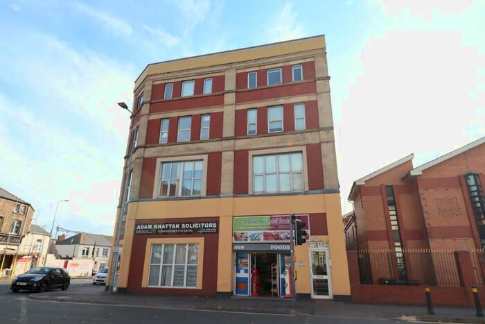 2 Bedroom Flat To Rent In Victoria House, Tudor Street, Cardiff, CF11