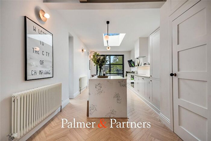 4 Bedroom Semi Detached House For Sale In Upper Roman Road, Old Moulsham, Chelmsford, Essex, CM2