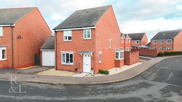 3 Bedroom Detached House For Sale In Wedgewood Way, Woodville, Swadlincote, DE11