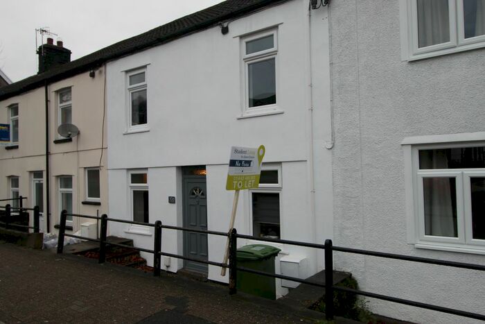 3 Bedroom Property To Rent In Broadway, Treforest, Pontypridd CF37