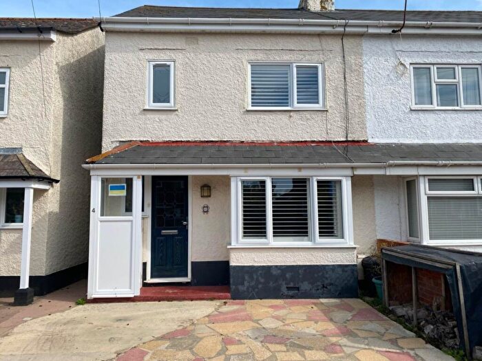 3 Bedroom Cottage For Sale In Southover Way, Hunston, West Sussex, PO20