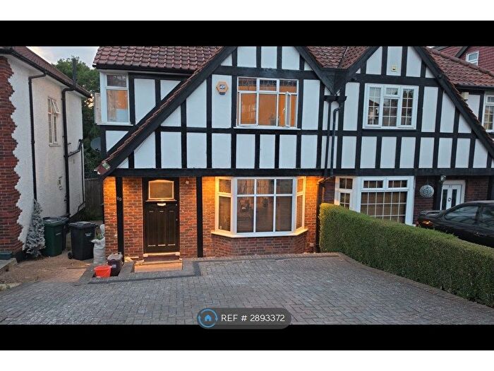 4 Bedroom Semi-Detached House To Rent In Farm Road, Edgware, HA8