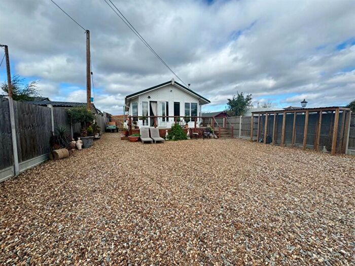 3 Bedroom Detached Bungalow For Sale In Bridgemarsh Lane, Althorne, Chelmsford, CM3