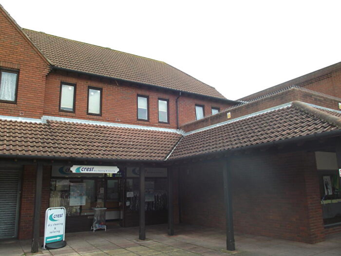 1 Bedroom Apartment To Rent In Locks Heath, SO31