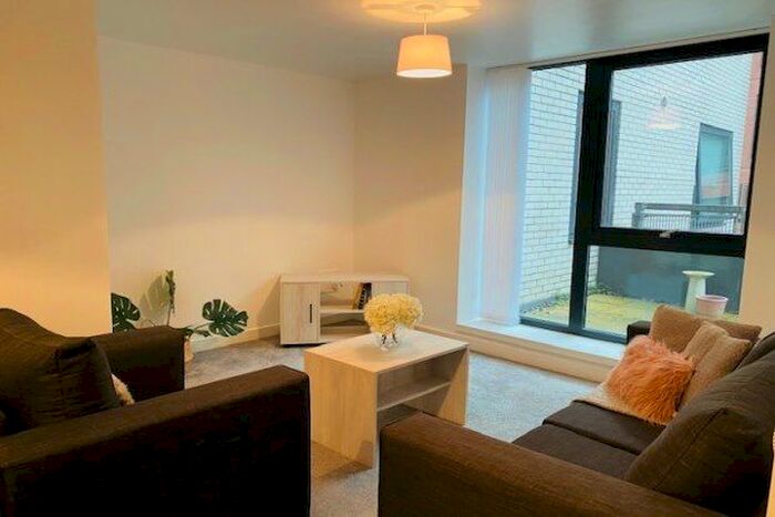 2 Bedroom Flat To Rent In Icon, Manchester, M4