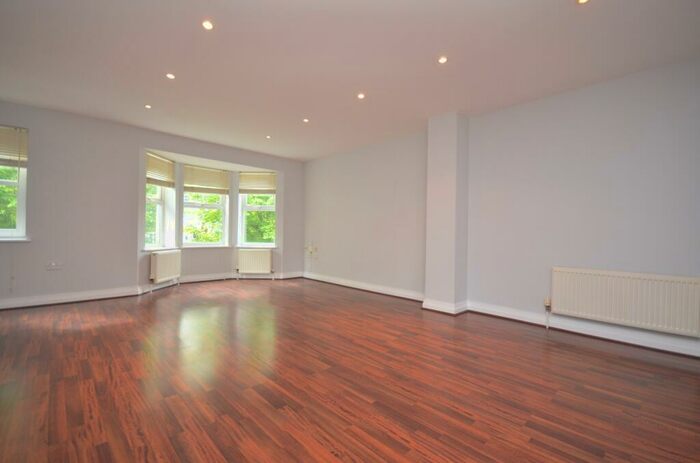 2 Bedroom Maisonette To Rent In Freelands Road Bromley, BR1