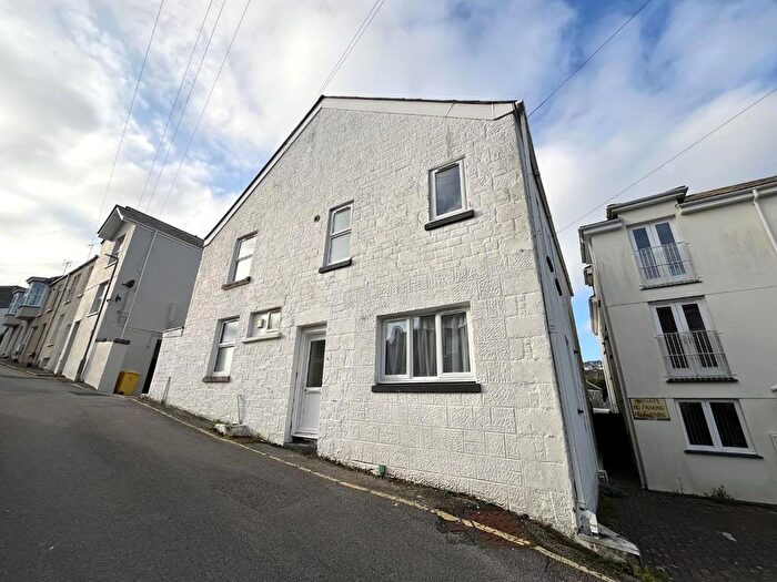 5 Bedroom Property To Rent In Brook Place, Falmouth, TR11