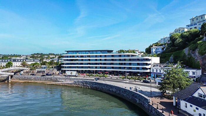 2 Bedroom Flat For Sale In Torbay Road, Abbey Sands, Torquay, Devon, TQ2