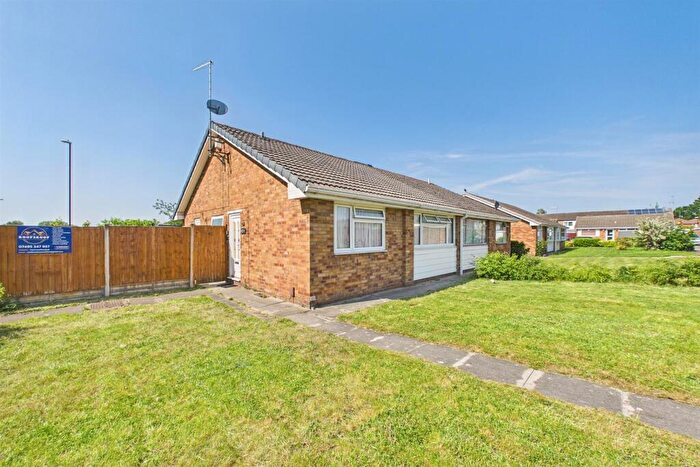 2 Bedroom Semi-Detached Bungalow To Rent In Langbank Avenue, Binley, Coventry, CV3