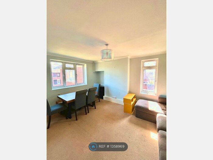 1 Bedroom Flat To Rent In Killip Close, London, E16