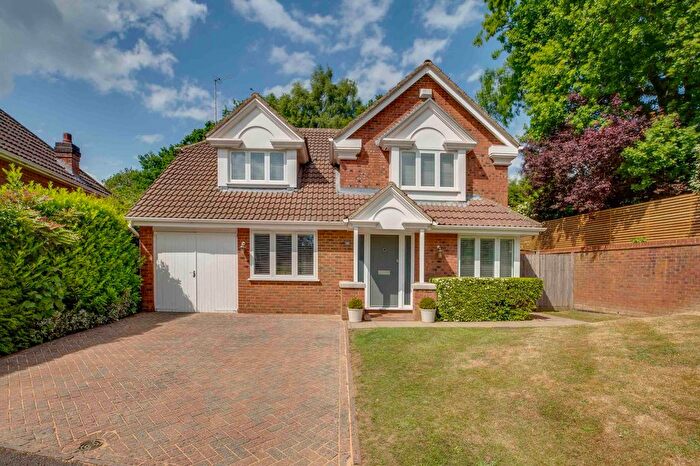 4 Bedroom Detached House For Sale In Badger Way, Hazlemere, HP15