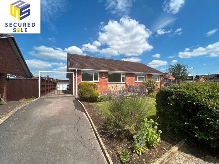 2 Bedroom Bungalow For Sale In Henley Road, Cheltenham, Gloucestershire, GL51