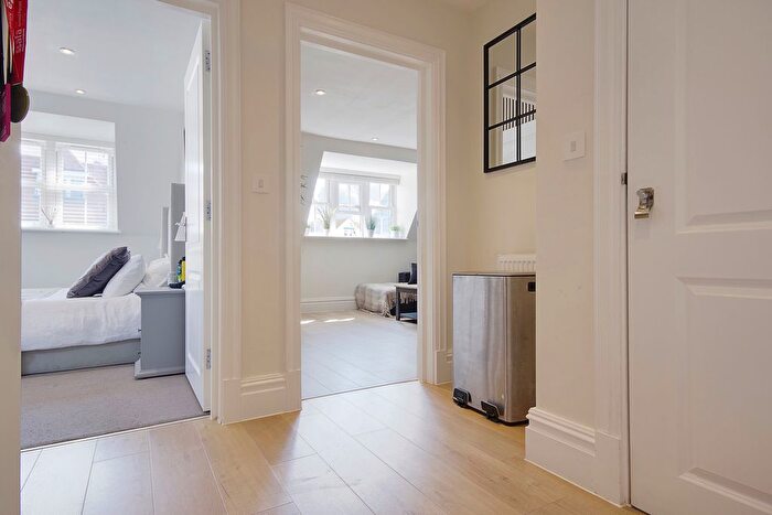 1 Bedroom Flat To Rent In Knyveton Road, Bournemouth, BH1