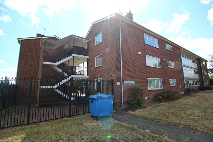 1 Bedroom Apartment To Rent In Dorlecote Court, Nuneaton, Warwickshire, CV10
