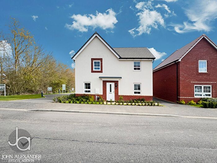 4 Bedroom Detached House For Sale In Primrose Avenue, Dovercourt, CO12