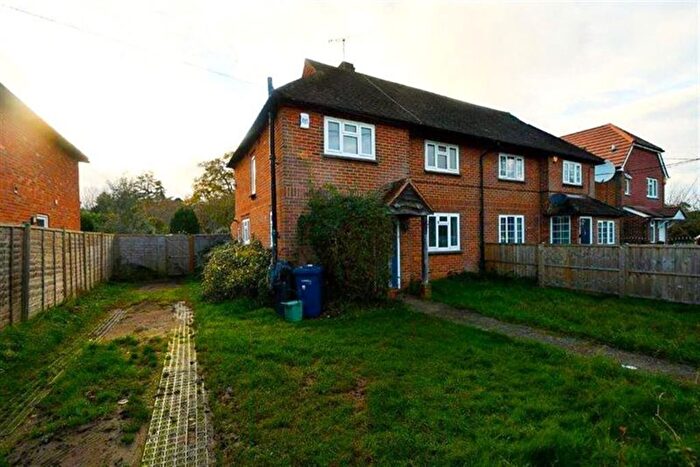 3 Bedroom Terraced House For Sale In Chapel Lane, Milford, Godalming, GU8