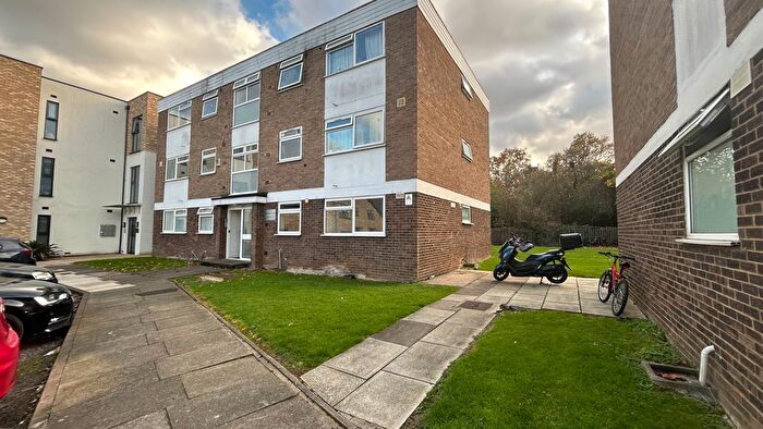 2 Bedroom Flat To Rent In Rayners Close, Wembley, HA0