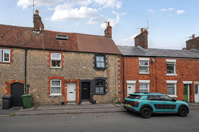 2 Bedroom Terraced House For Sale In West Street, Warminster, BA12