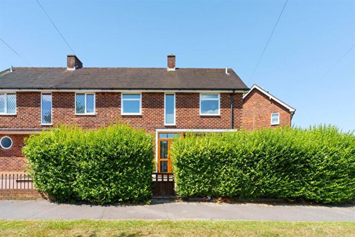 3 Bedroom Semi-Detached House For Sale In Redlands Close, Solihull, B91