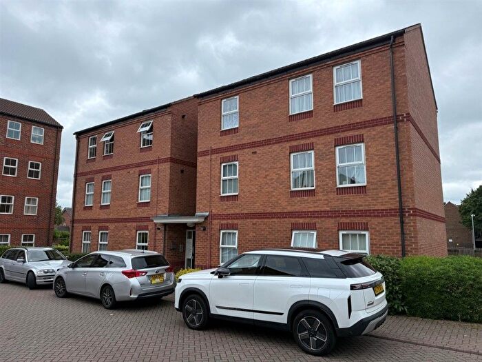 2 Bedroom Flat For Sale In Sherwood Street, Hucknall, Nottingham, NG15