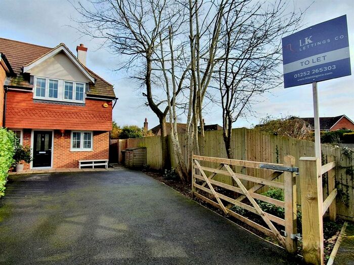 3 Bedroom Semi-Detached House To Rent In Hurlands Close, Farnham, GU9