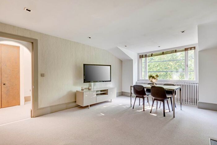 1 Bedroom Flat To Rent In Rutland Gate, Knightsbridge, London, SW7