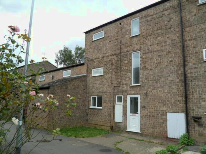 4 Bedroom Terraced House To Rent In Watergall, Bretton, Peterborough, PE3
