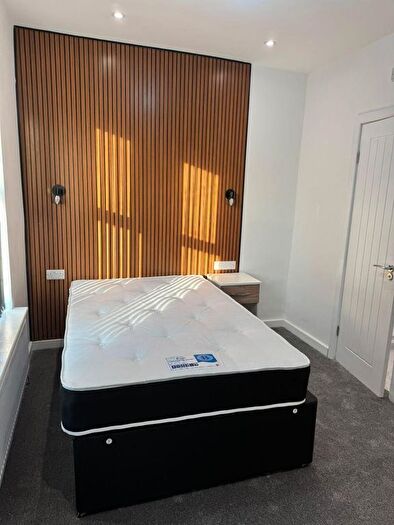 6 Bedroom End Terrace House To Rent In Cobden Street, Derby, DE22