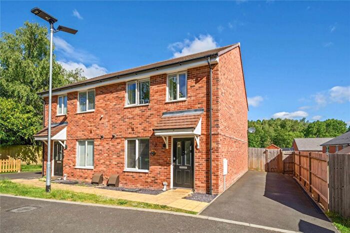 3 Bedroom Semi-Detached House For Sale In Harrison Way, Rownhams, Southampton, Hampshire, SO16