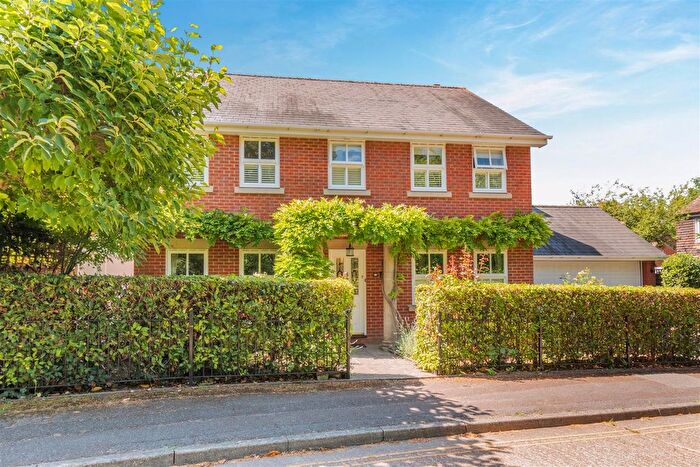 4 Bedroom Detached House For Sale In The Grange, East Malling, West Malling, ME19