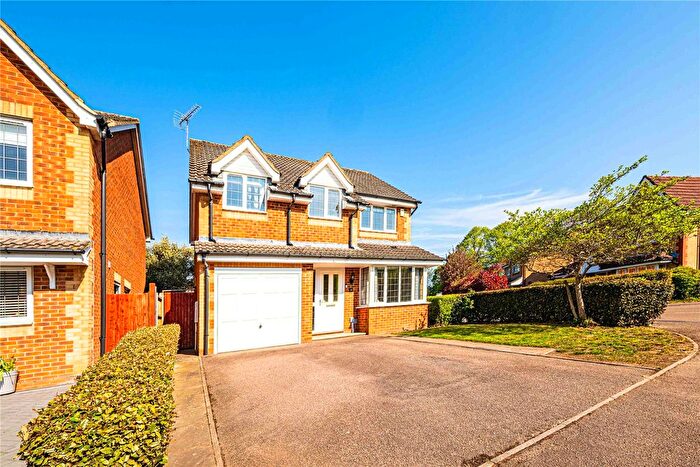 4 Bedroom Detached House For Sale In Halsey Drive, Gadebridge, Hemel Hempstead, Hertfordshire, HP1