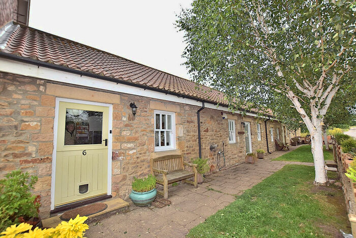 4 Bedroom Barn Conversion For Sale In Laneside Farm, Gilling West, DL10