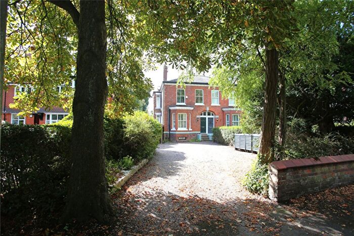4 Bedroom Semi-detached House For Sale In Priestnall Road, Heaton Mersey, Cheshire, SK4
