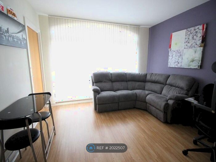 1 Bedroom Flat To Rent In High Street, Hull, HU1