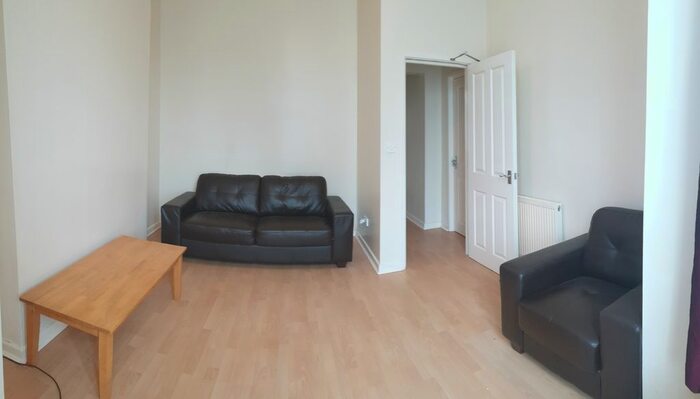 1 Bedroom Flat To Rent In Slade Lane, Longsight, Manchester, M13