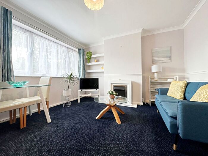 2 Bedroom Maisonette To Rent In Shepperton Road, Orpington, BR5