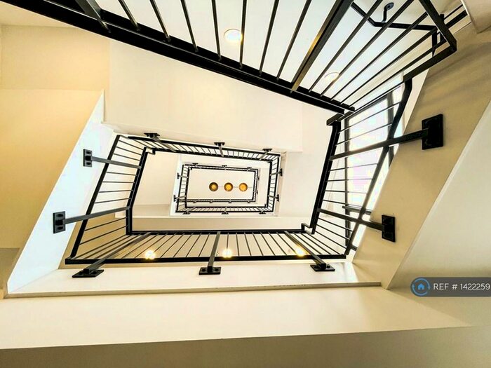 1 Bedroom Flat To Rent In Burrell Road, Haywards Heath, RH16