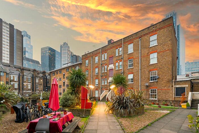 1 Bedroom Flat For Sale In Merchant House, Goulston Street, London, E1