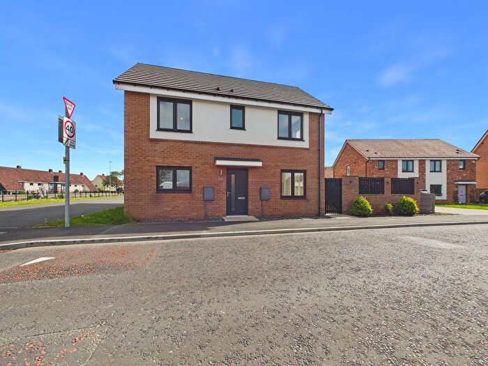 3 Bedroom Semi-detached House For Sale In Wanstead Crescent, Chester Le Street, DH3