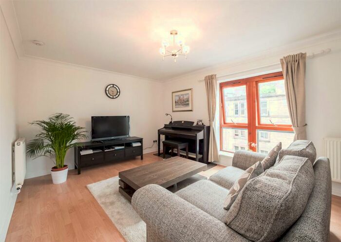 2 Bedroom Flat To Rent In St Stephen Street, Edinburgh, EH3