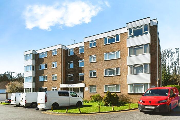1 Bedroom Flat For Sale In The Priory, London Road, Patcham, Brighton, BN1