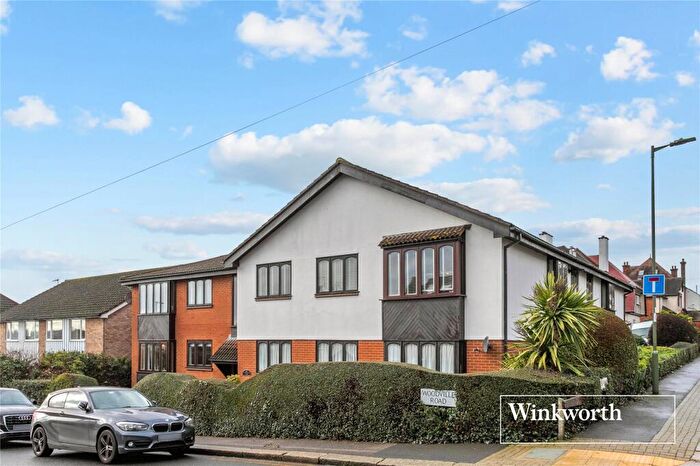 1 Bedroom Apartment For Sale In Woodville Road, New Barnet, EN5