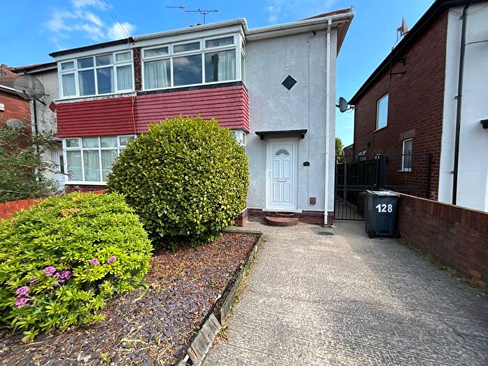 3 Bedroom Semi-Detached House To Rent In Harrowden Road, Doncaster, DN2