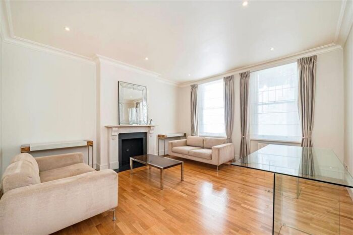 3 Bedroom Flat To Rent In Courtfield Gardens, South Kensington, SW5