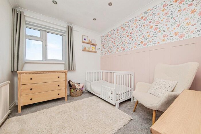 3 Bedroom End Of Terrace House For Sale In Wayside Close, Stowmarket, IP14