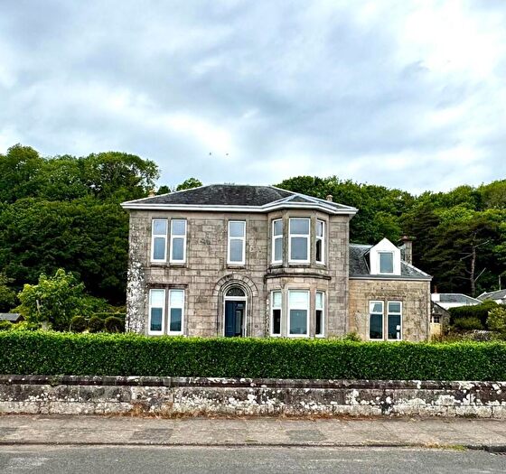 3 Bedroom Flat For Sale In West Bay Road, Millport, Isle Of Cumbrae, KA28