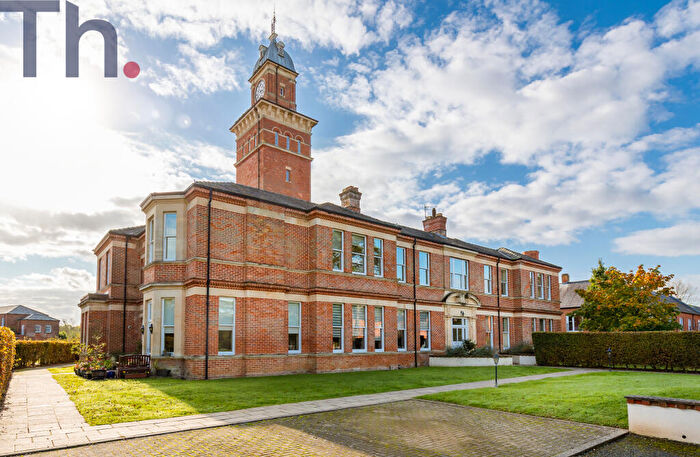 3 Bedroom Flat For Sale In Newport, Isle Of Wight, PO30
