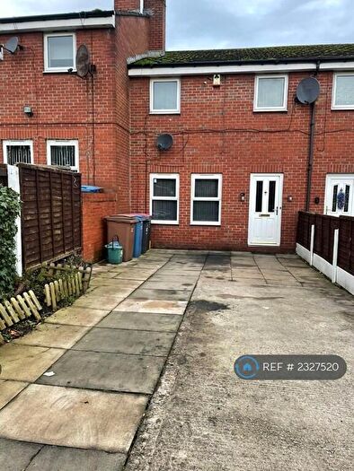 3 Bedroom Terraced House To Rent In Gardner Street, Salford, M6