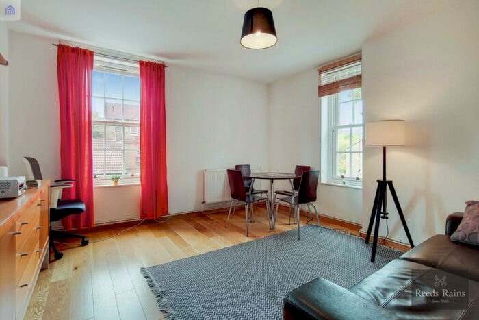 1 Bedroom Apartment To Rent In Walnut Tree Walk, London, SE11